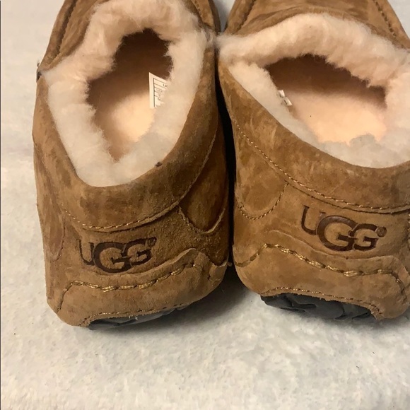 Brand new never worn Ugg men’s loafer size 8 - Picture 2 of 8